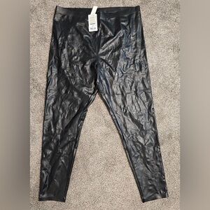 Women’s leatherette hi rise leggings